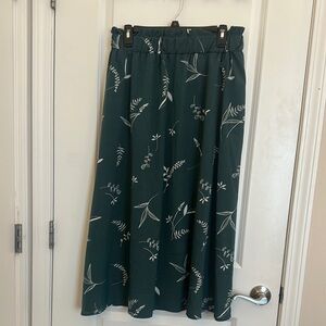 💜SHEIN Green Smocked A-Line Midi Skirt